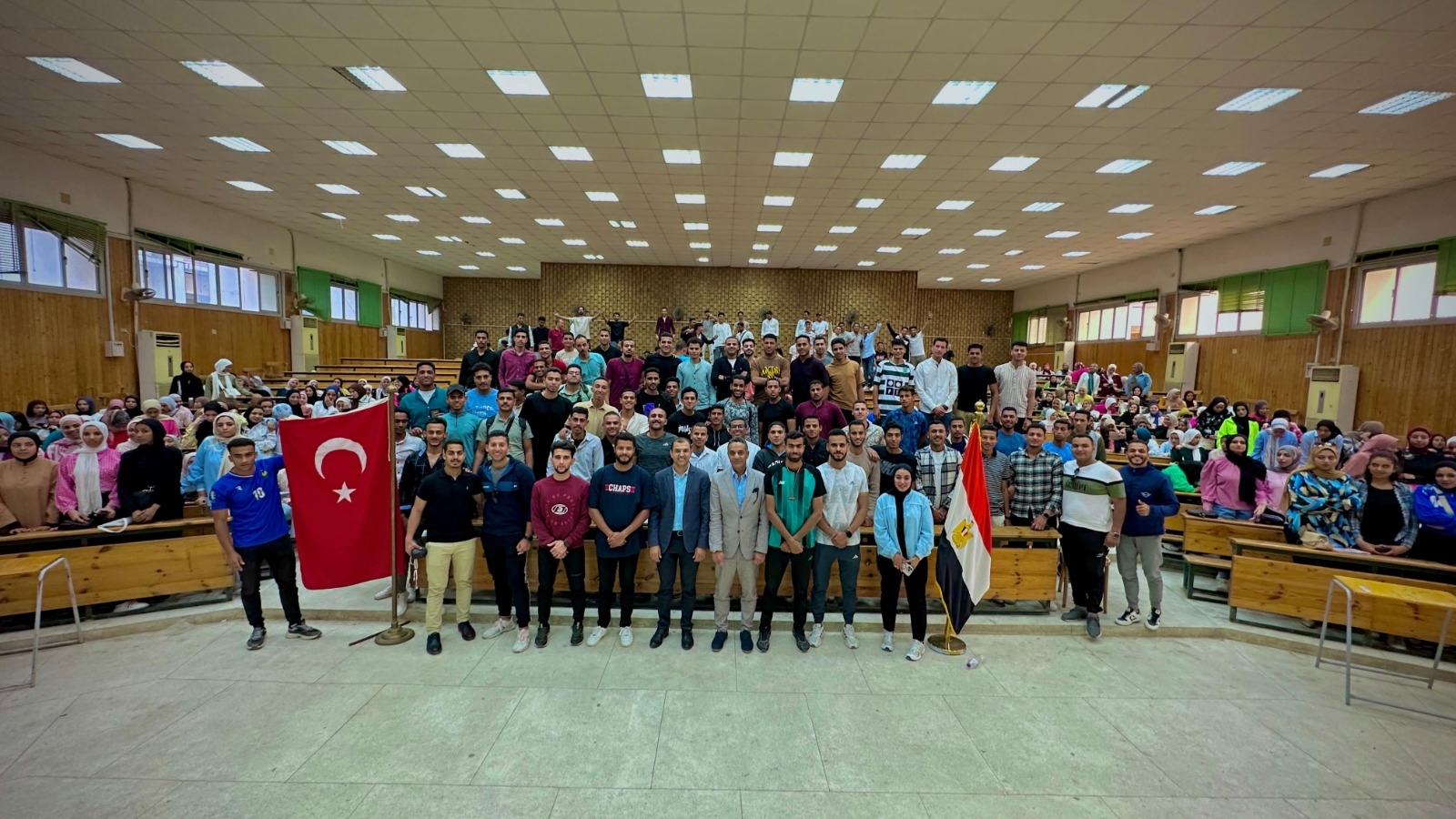 Dekan Akpınar Mısır'da Assiut Üniversitesi'nde Ders Verdi (2)