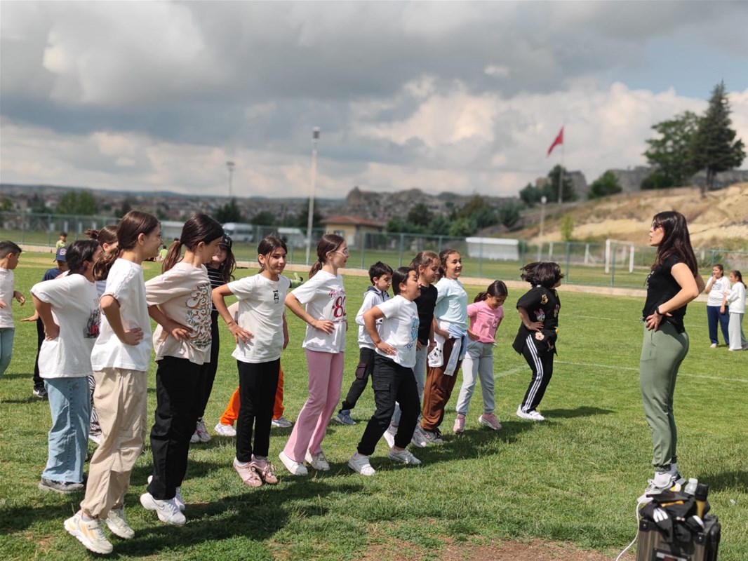Ürgüp’te Çocuklar Geleneksel Oyunlarla Eğlendi3
