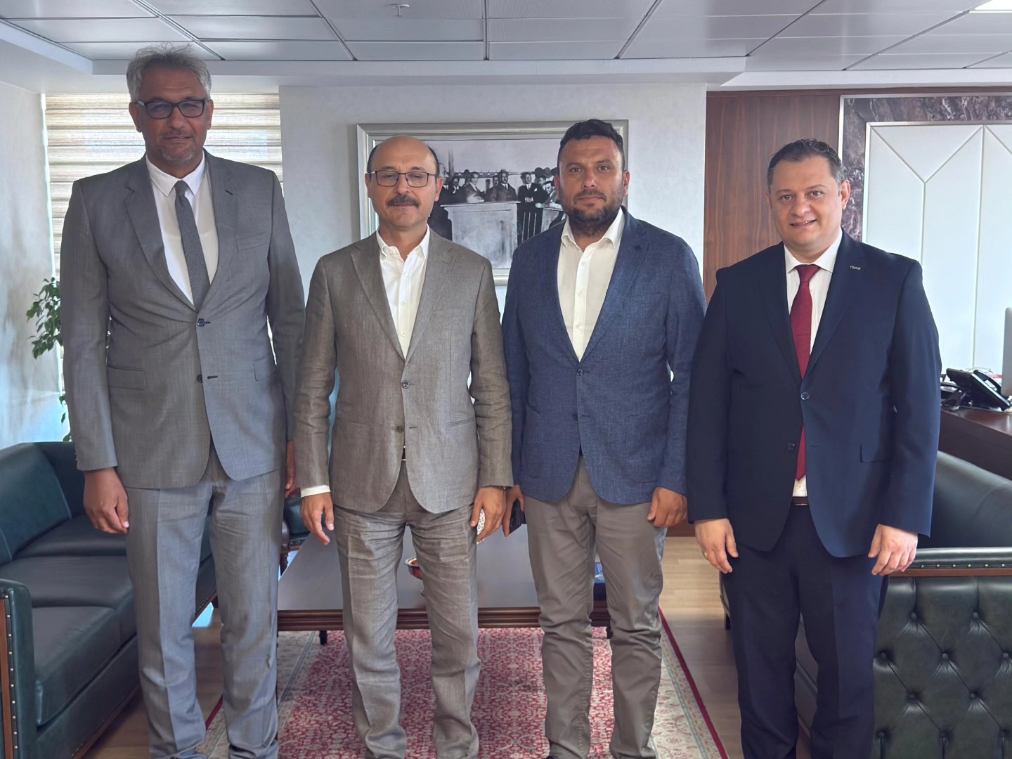 Nevşehir Kamu Sen Ve Türk Eğitim Sen Heyeti Toplu Sözleşme Taleplerini Mhp Ve Türkiye Kamu Sen Genel Merkezine Iletti. (2)