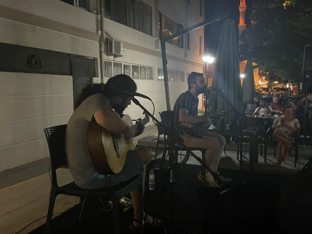 Vatandaşlar Avanos’ta Müzik Şöleninde Eğlendi12