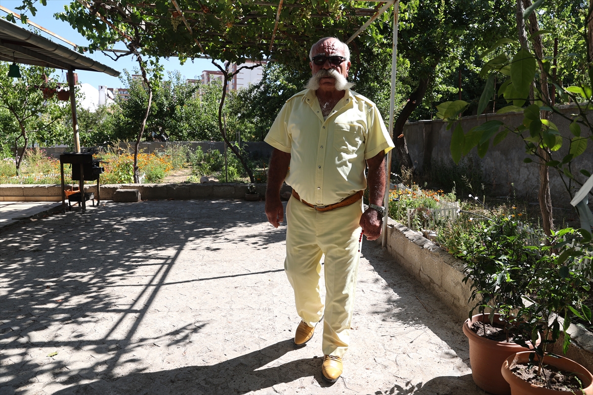 A A 20250917 39136783 39136779 N E V S E H I R I N R E N K L I P A L A S I 50 Y I L D I R T E K R E N K L I G I Y S I L E R L E G E Z I Y O R