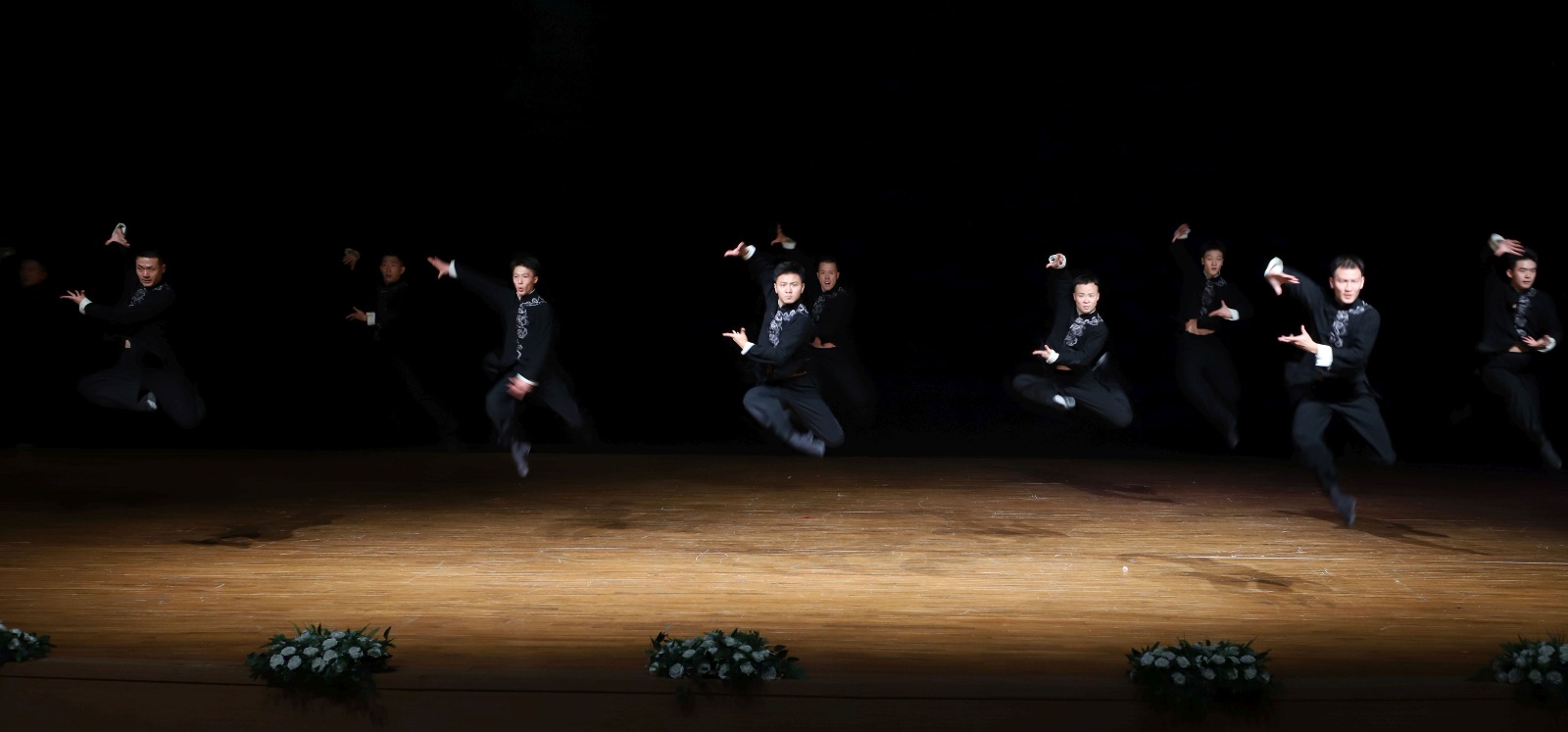 Dansının Coşkusu Çin Esintileri (6)