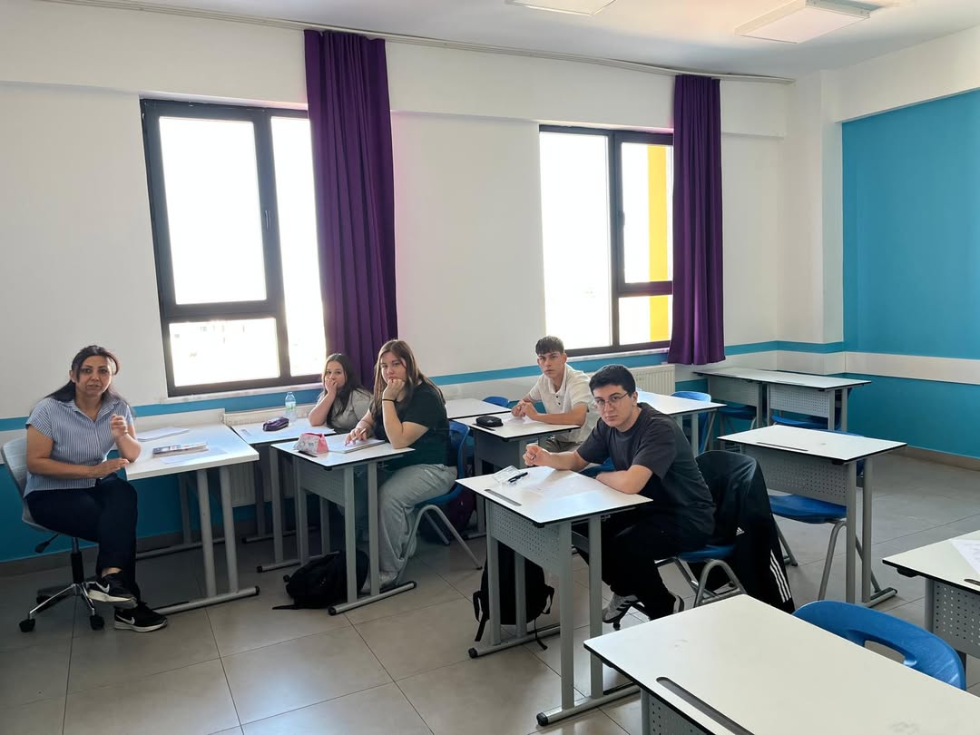 📚✨ Nevşehir Simya Koleji 12. Sınıf Öğrencilerimizin Hafta Sonu Etütleri Başladı!Hafta Sonunu Ve (1)