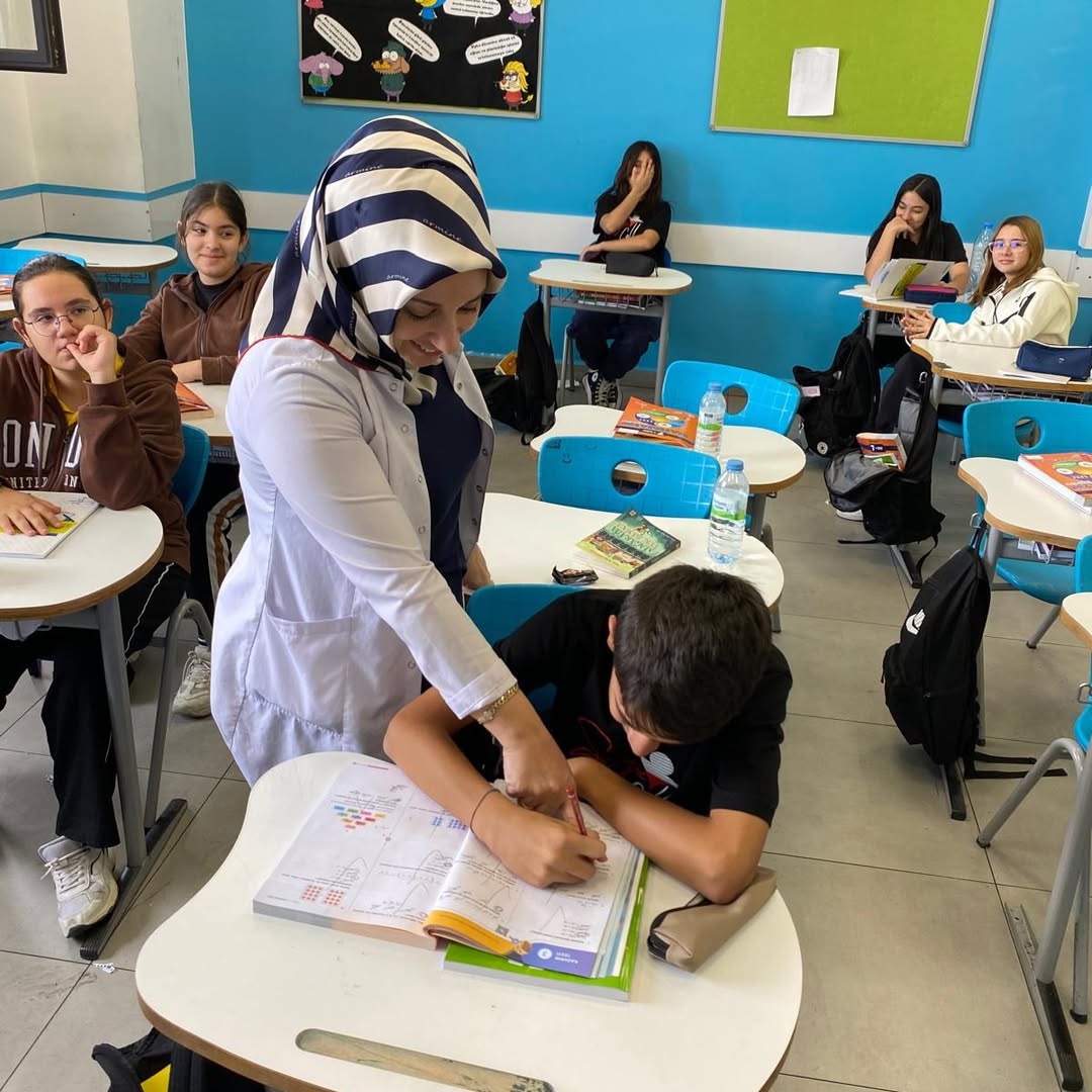Simya Kolejinde 7 Ve 8. Sınıflar İçin Mentörlük Uygulaması Başladısimya Kolejinde 7 Ve 8. Sınıf (2)