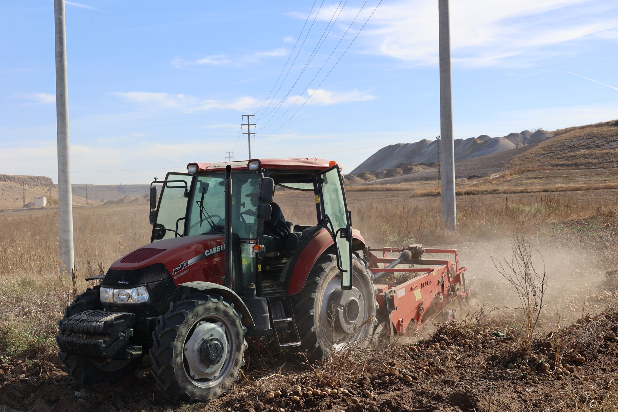 571213172 122157679748753507 989395500188878423 N