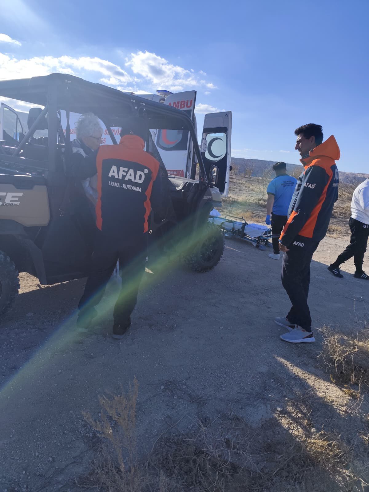 571662000 3324896807664663 8007854616691811496 N