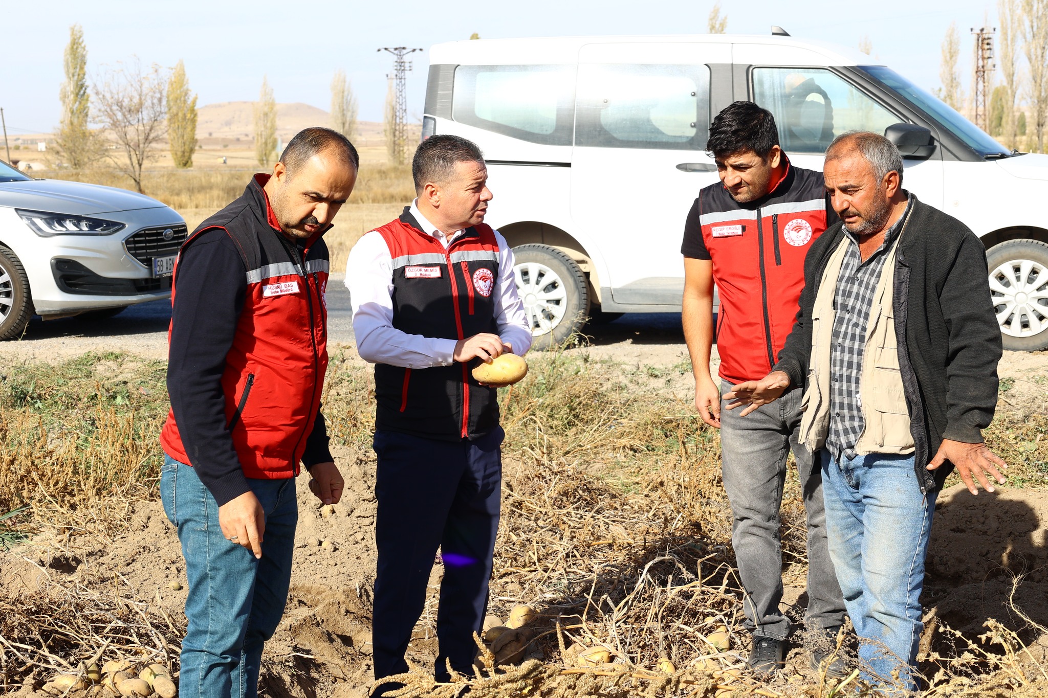 571755081 122157679844753507 4388002823127564375 N