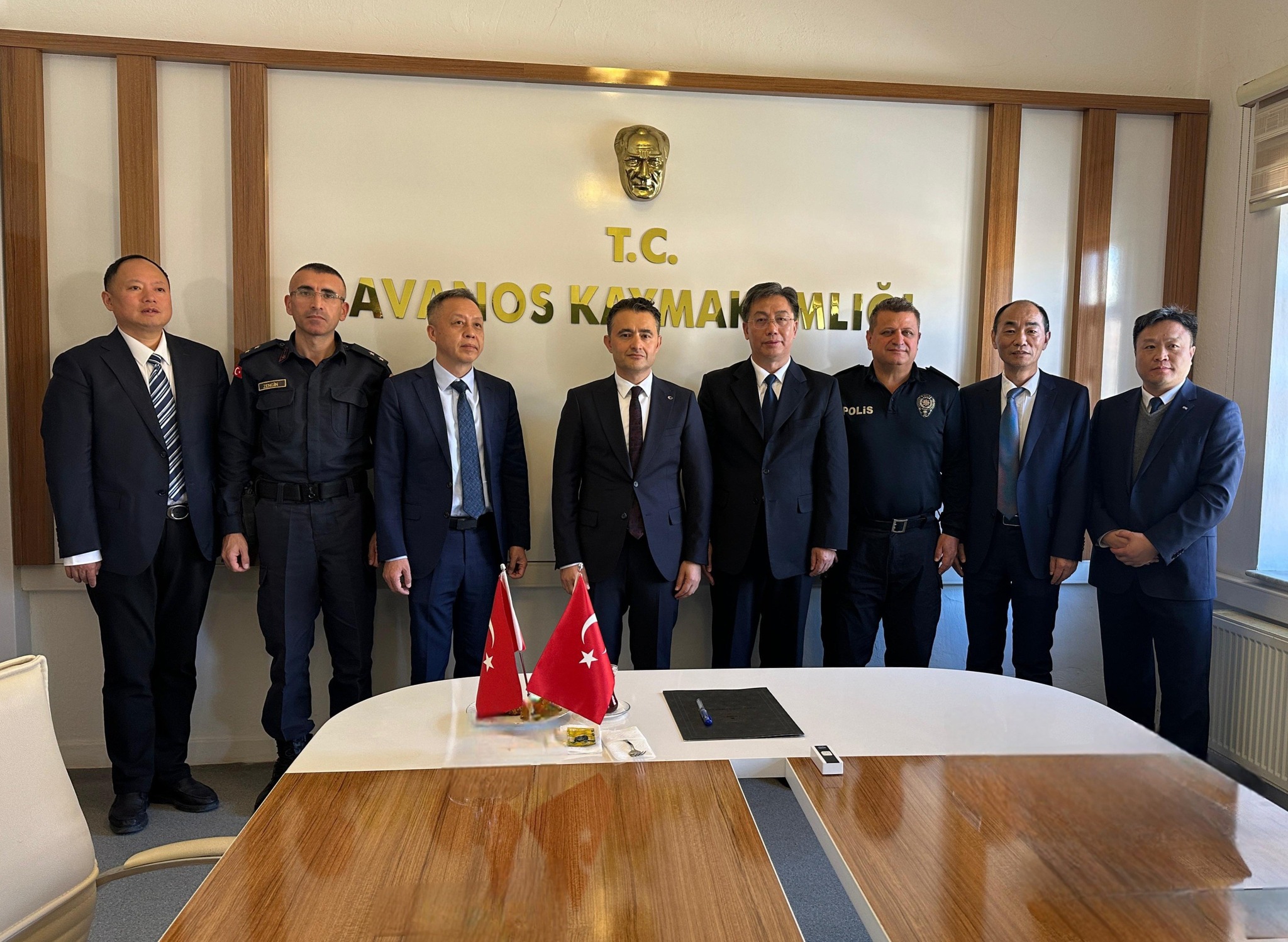 572789609 122170439264381145 9163514610747784661 N