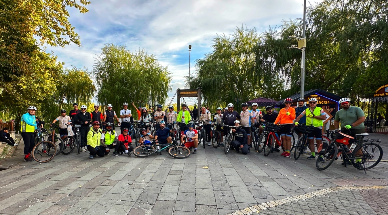 Bursa Ve Kayseri’den Gelen Bisikletçiler Kapadokya’yı Gezdi (5)