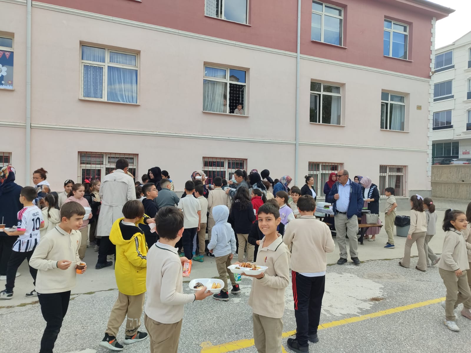 Nevşehir’de 20 Bin Kişilik Mahalle Gazze Için Ayaklandı (4)
