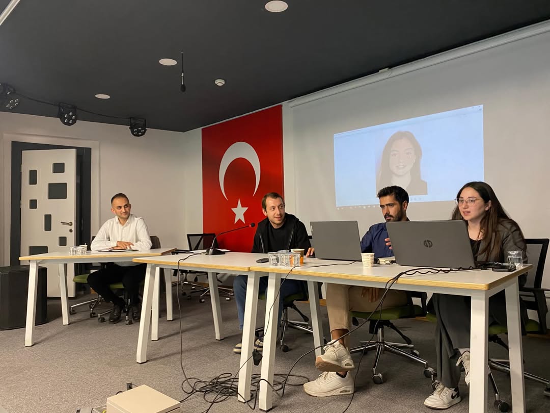 Şube Öğretmenler Kutulu Toplantısı Gerçekleşti (3)