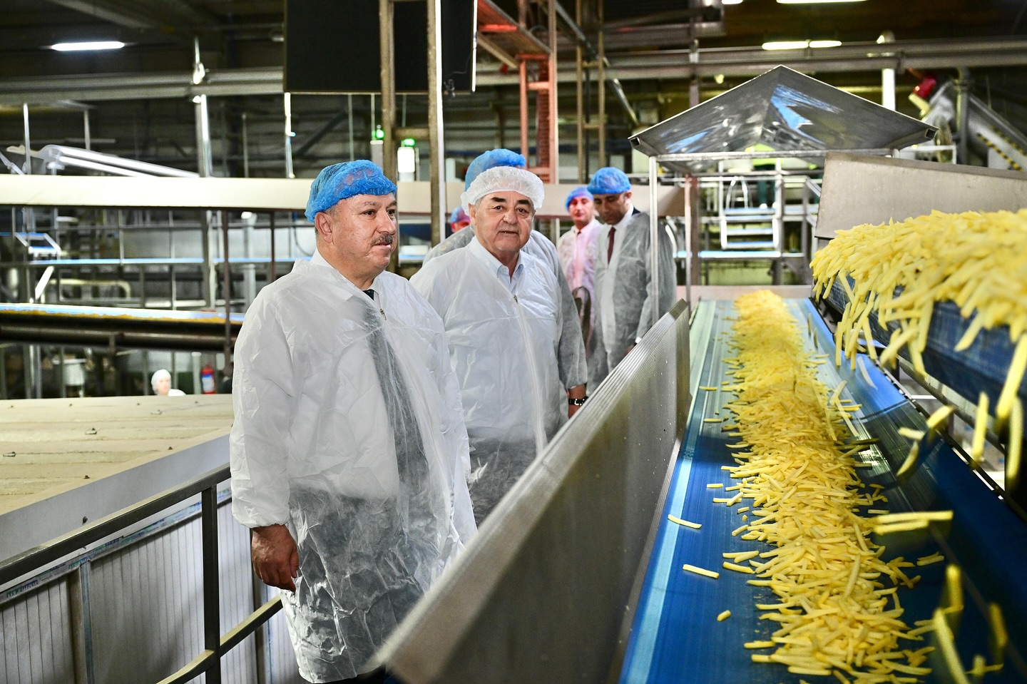 572960581 18075277136186019 6906524860525396086 N