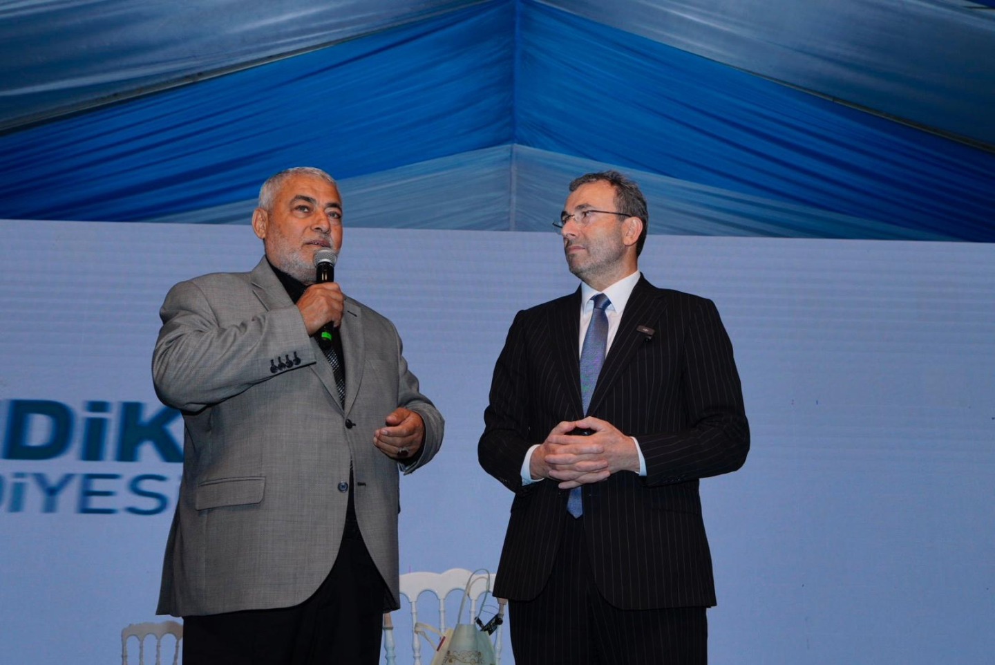 577701830 2213690962432715 3470698971662749733 N