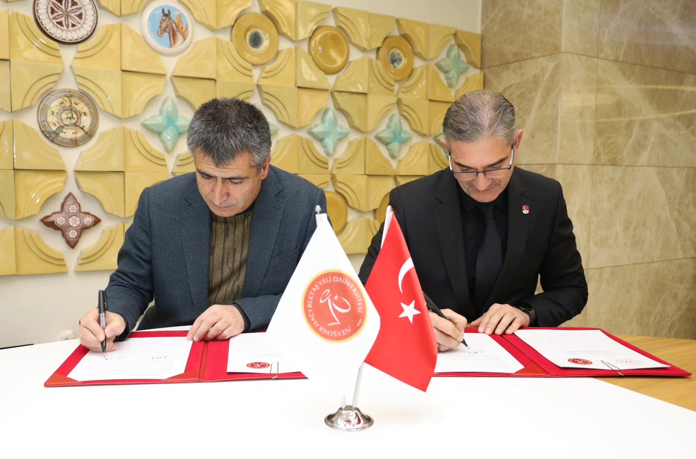 581802757 1265999162234336 3053421753459450195 N