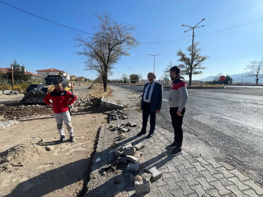 582342507 18183395779360042 5489077087195902944 N