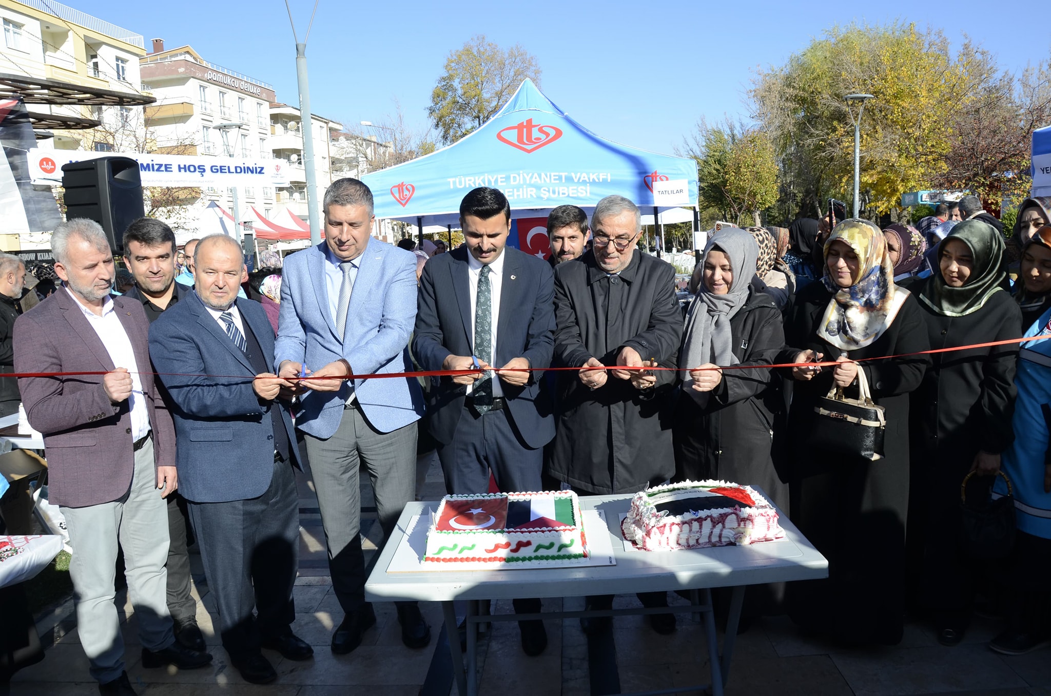 585069252 839219848967568 1827133392883377523 N