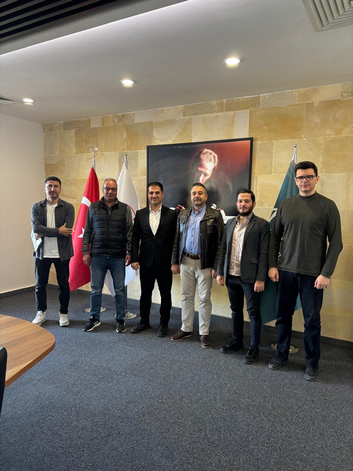 M T Y5 M D Vl Zm Ey N G U1 Y W Q 1