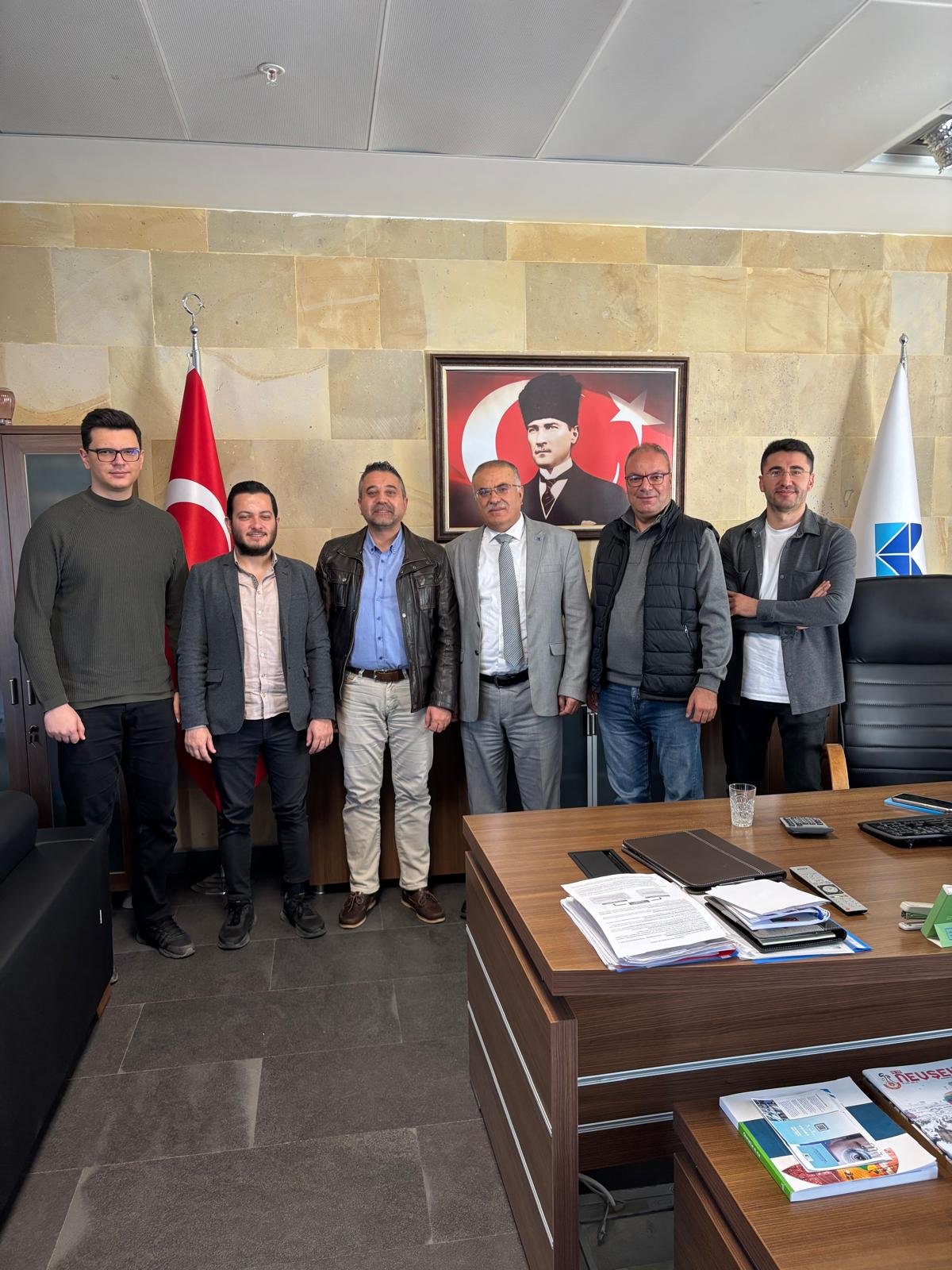 M T Y5 M D Vl Zm Ey N G U1 Y W Q 2-1