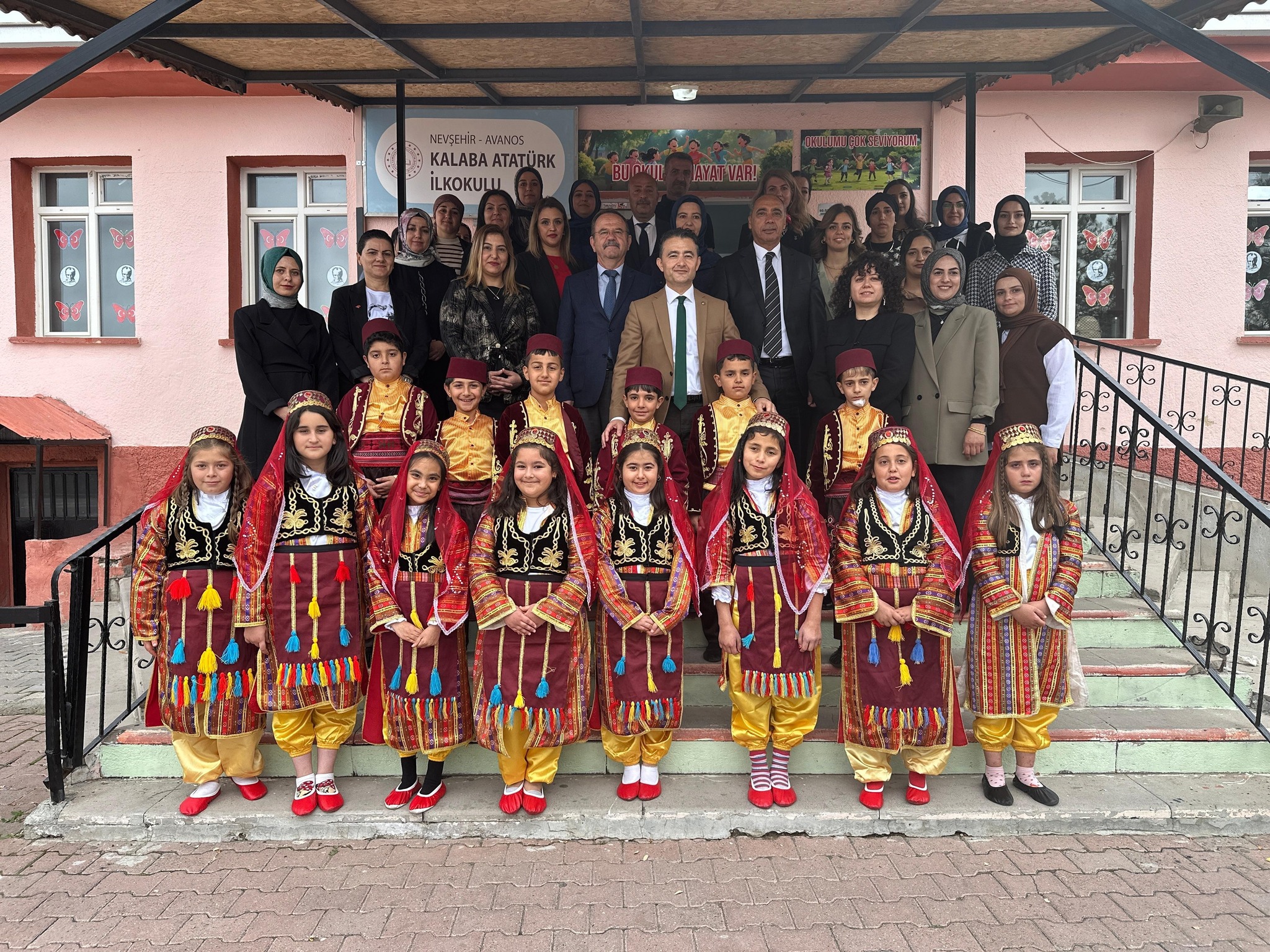 Minikler Atık Malzemeleri Sanata Dönüştürdü (3)