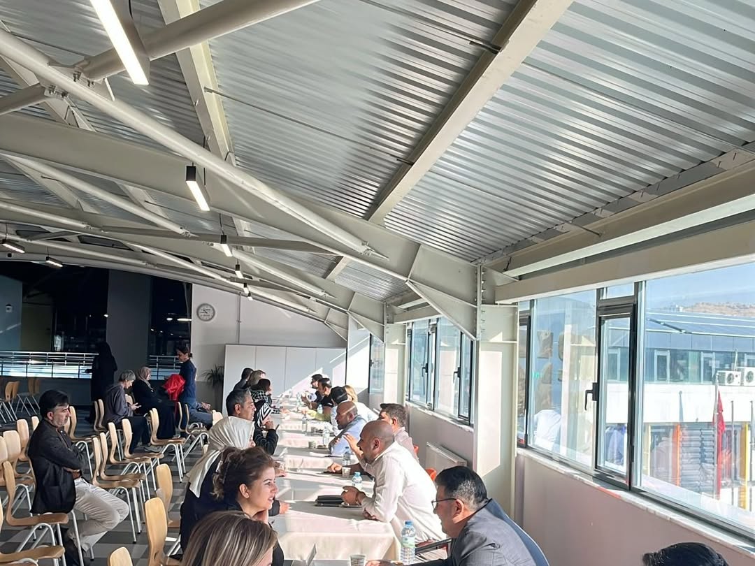 📚 Simya Koleji’nde Veli Toplantısı Gerçekleşti! 🤝9, 10, 11 Ve 12. Sınıflarımızın Veli Toplantı (1)