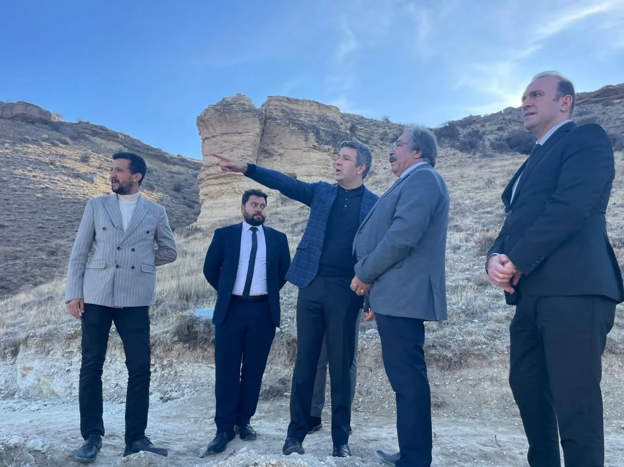 Whatsapp Image 2025 11 20 At 11.43.28-1