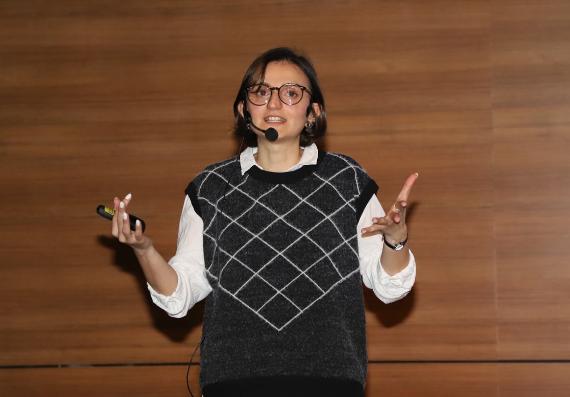 573547858 18354184261166791 3169654061925188814 N