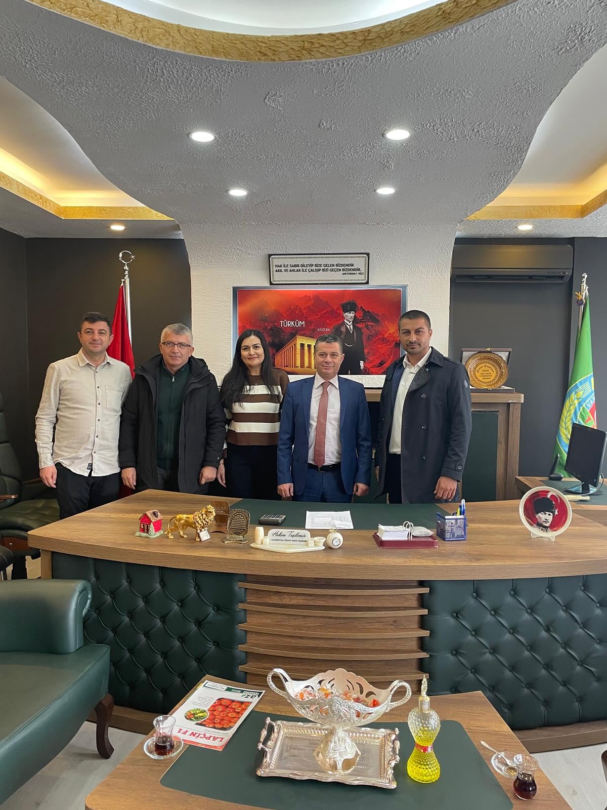 586683799 18174571873371746 3729688782988727165 N