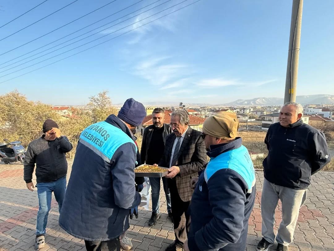 587409052 18184870582360042 3220484927545209649 N