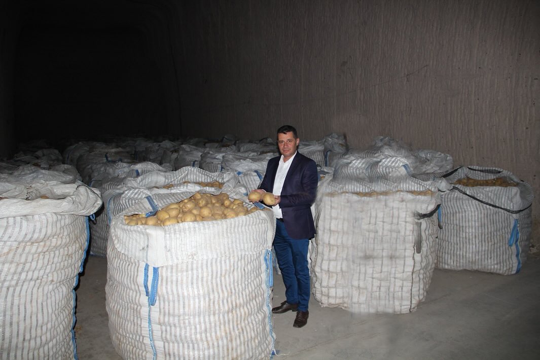 588919062 18174300253371746 6372609546133604618 N