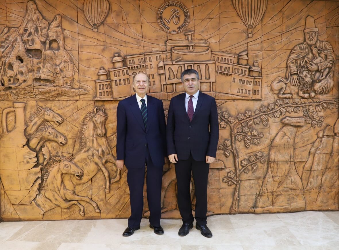 590983992 18354293827166791 638681127930758939 N