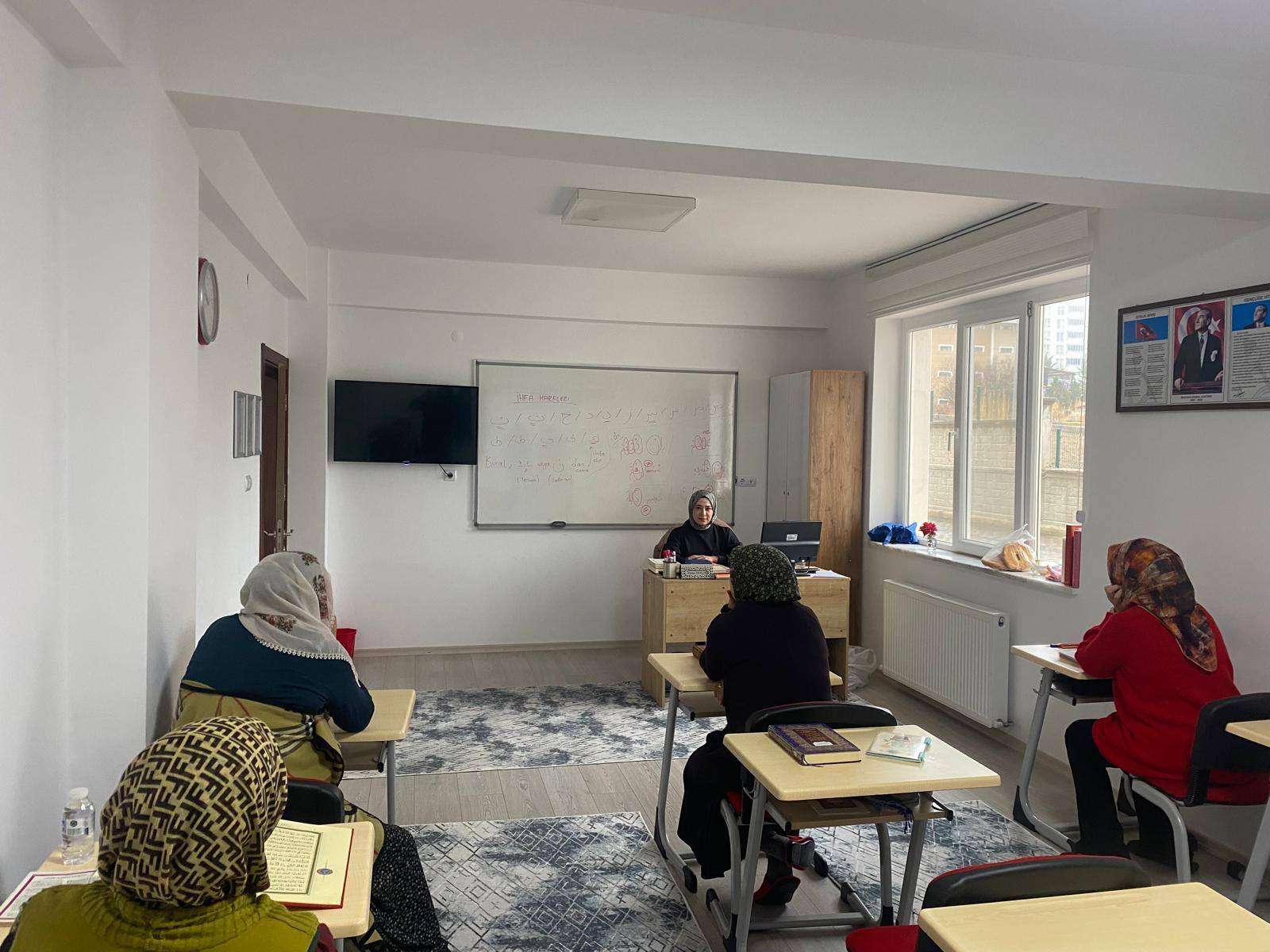 594974591 1175389988051104 8913666500552202175 N-1