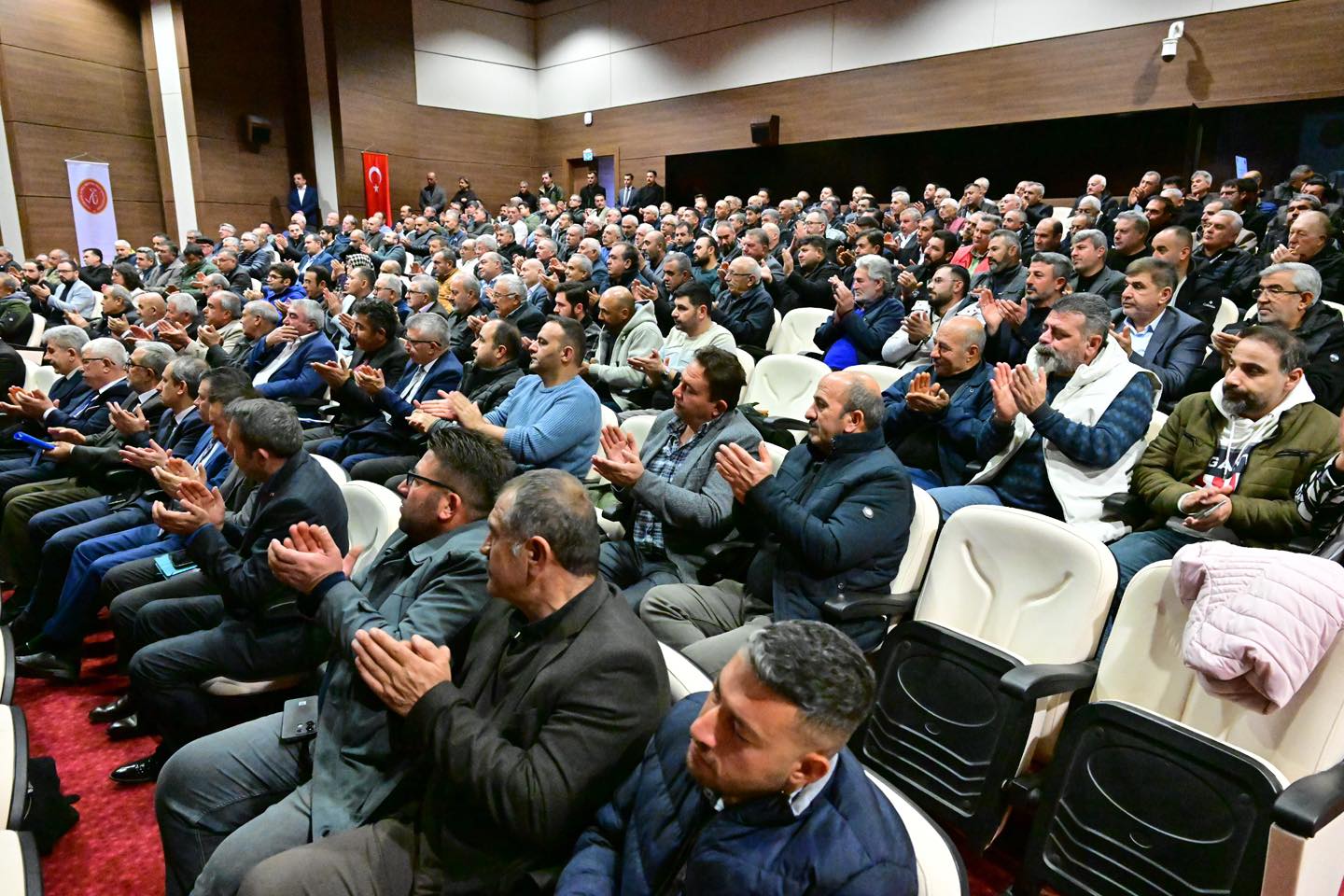 597677890 1167154612207526 2653158248219569960 N