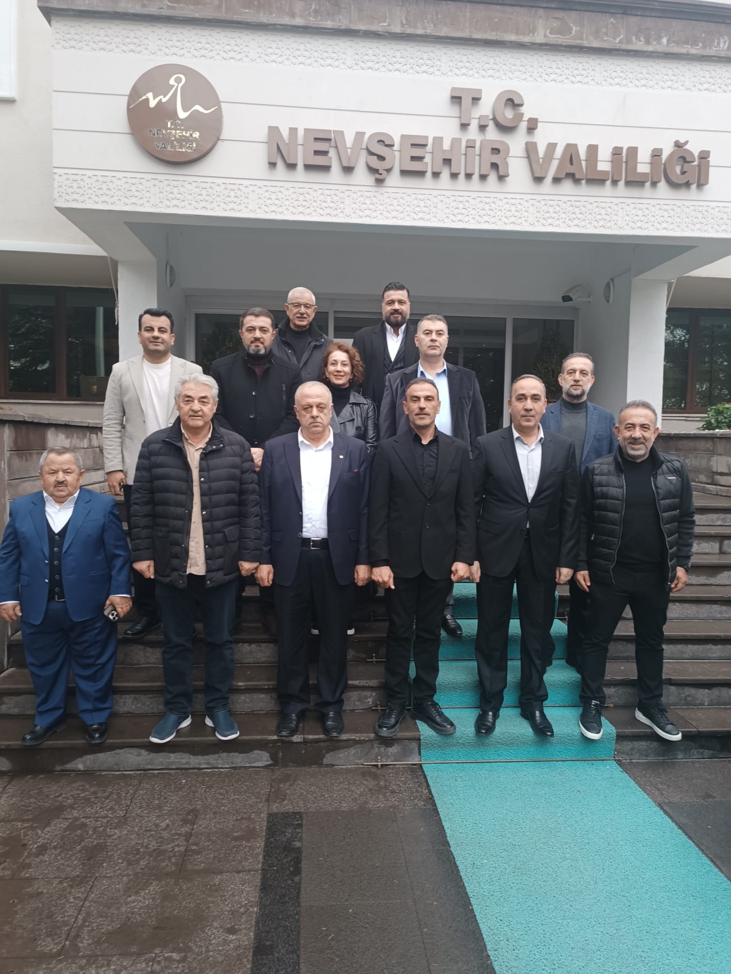 599938331 4294303944138312 5666677289776133702 N