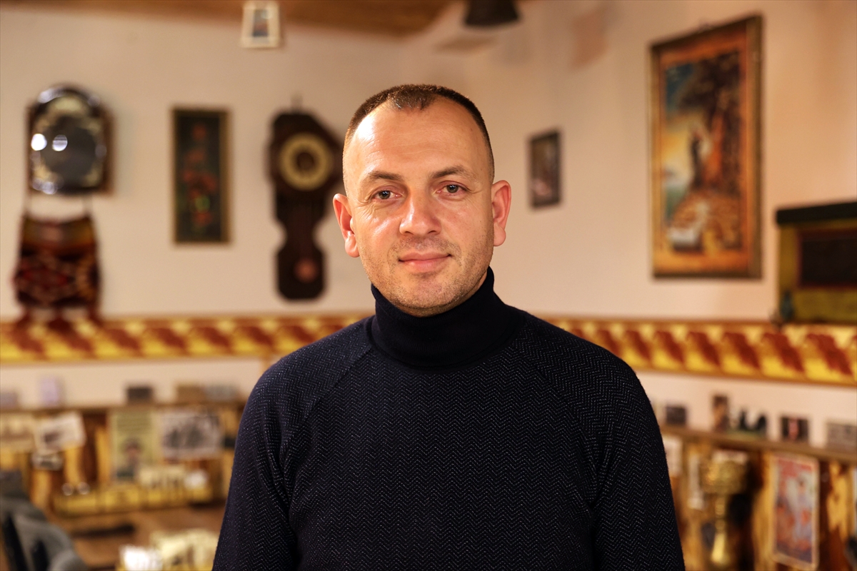 A A 20251214 39976536 39976535 D E D E S I N I N 85 Y I L L I K S E F E R T A S I Y L A B A S L A D I G I A N T I K A K O L E K S I Y O N U N U R E S T O R A N I N D A S E R G I L I Y O R