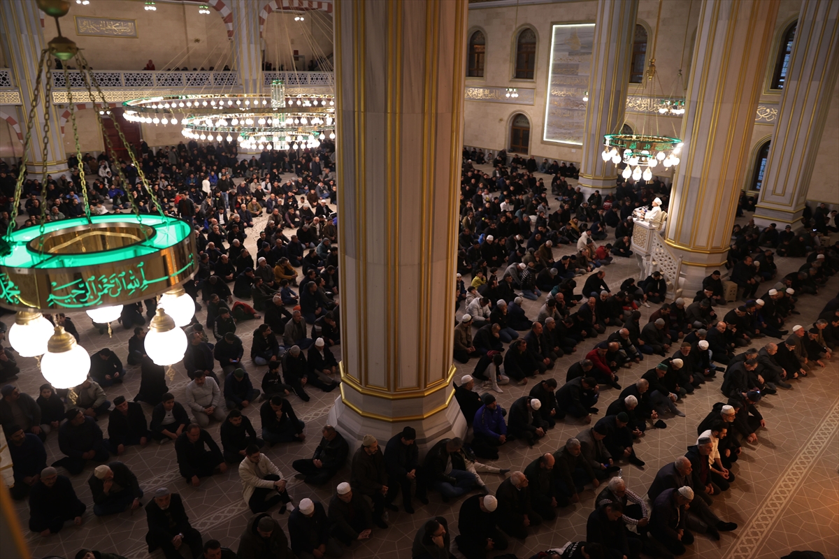 A A 20251225 40077686 40077681 I C A N A D O L U D A R E G A I P K A N D I L I D U A L A R L A I D R A K E D I L D I