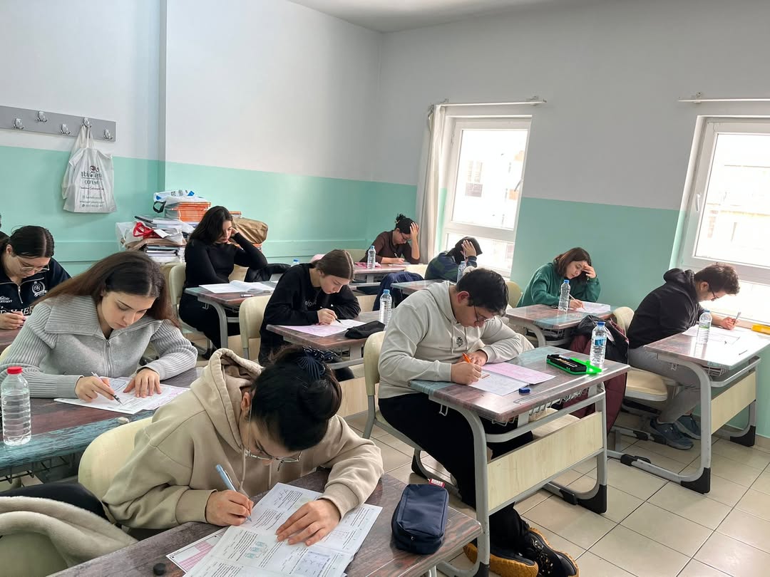 Nevşehir Simya Koleji Ve İdeal Çözüm Anadolu Lisesi Öğrencilerimizin Katılımı Ile Gerçekleştirdi (2)