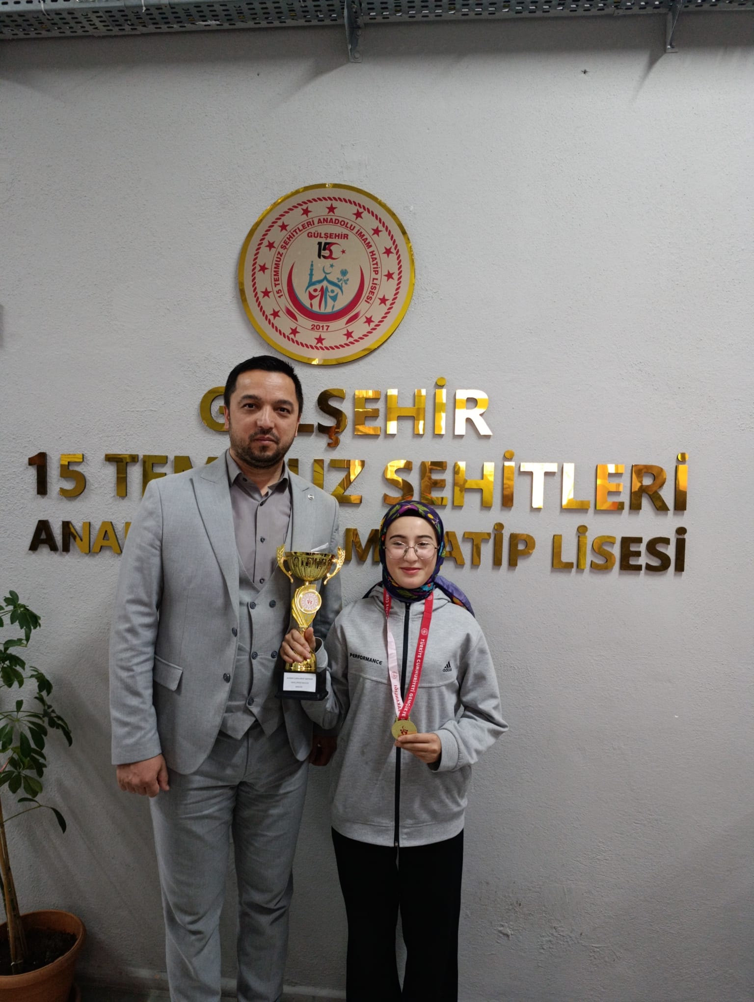 Whatsapp Image 2025 12 12 At 12.04.21