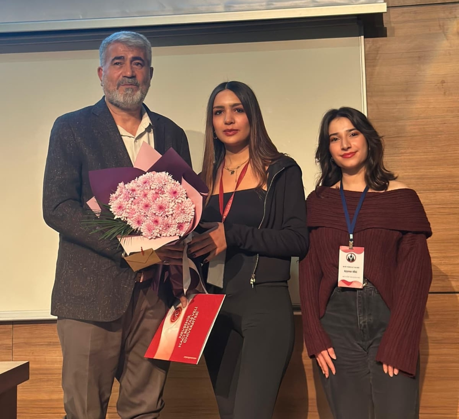 Whatsapp Image 2025 12 15 At 16.11.42 (2)