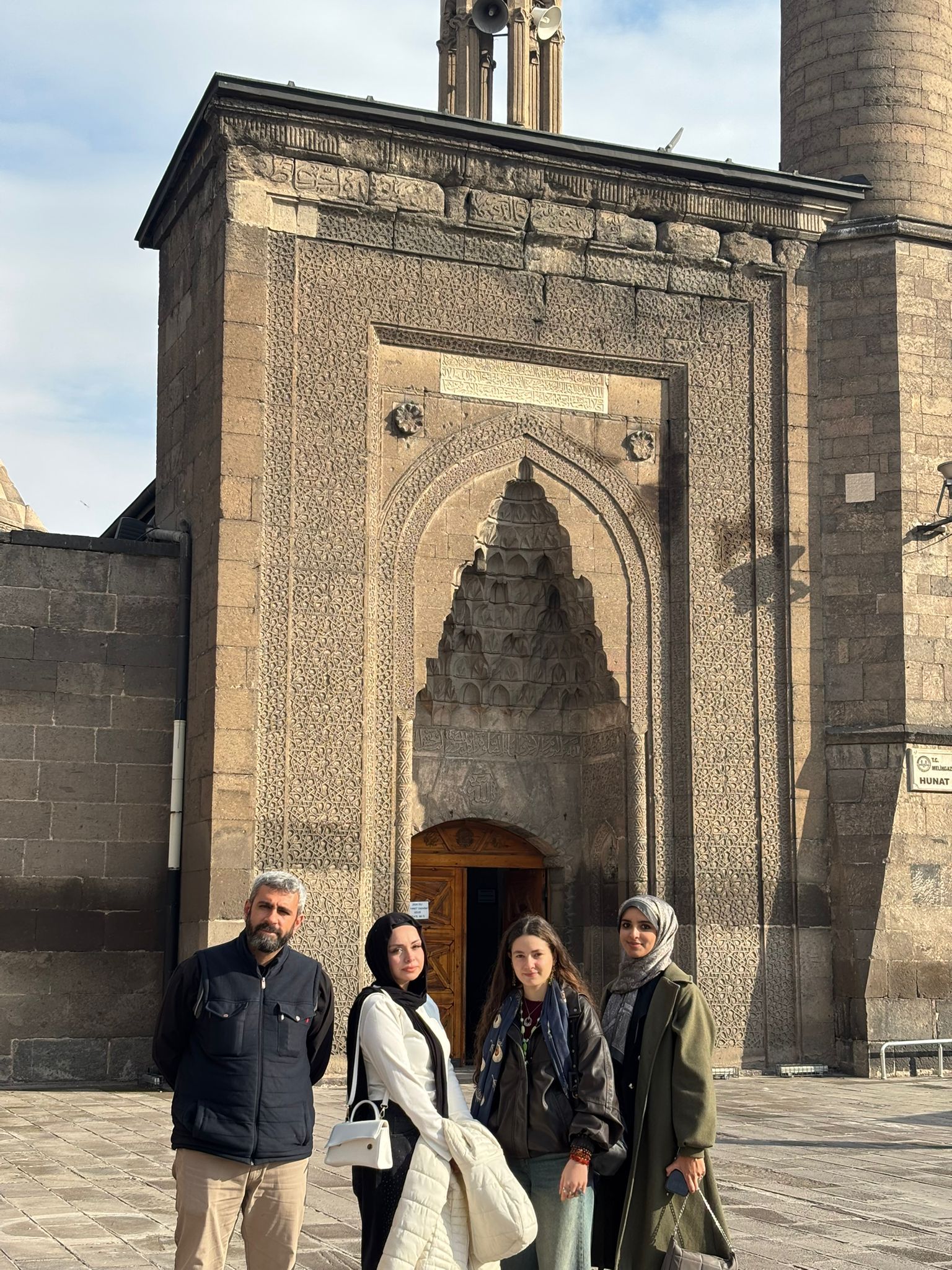 Whatsapp Image 2025 12 24 At 21.49.11 (1)