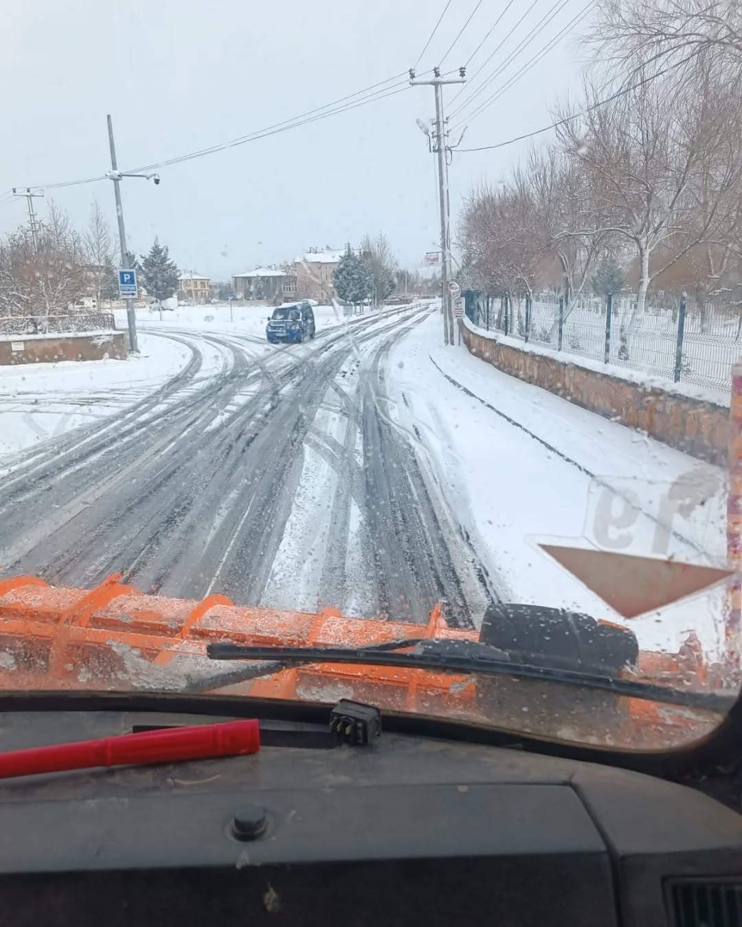 609500800 18187629766360042 6887743035822975868 N