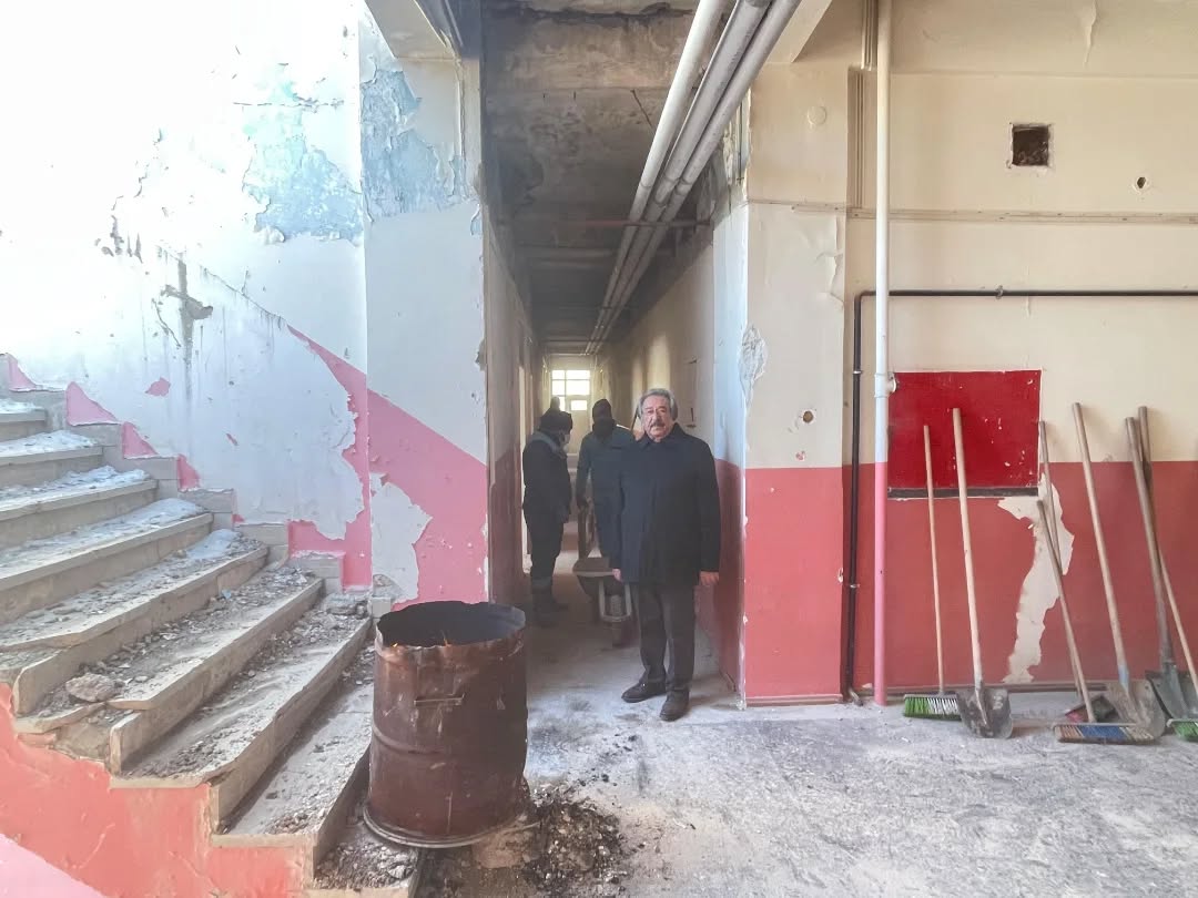 610279740 18187808563360042 3594881323249003975 N