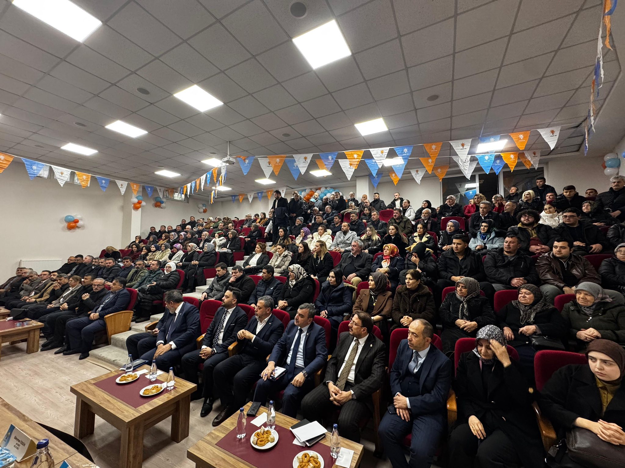 617993784 10163704321110699 8306177526968798941 N