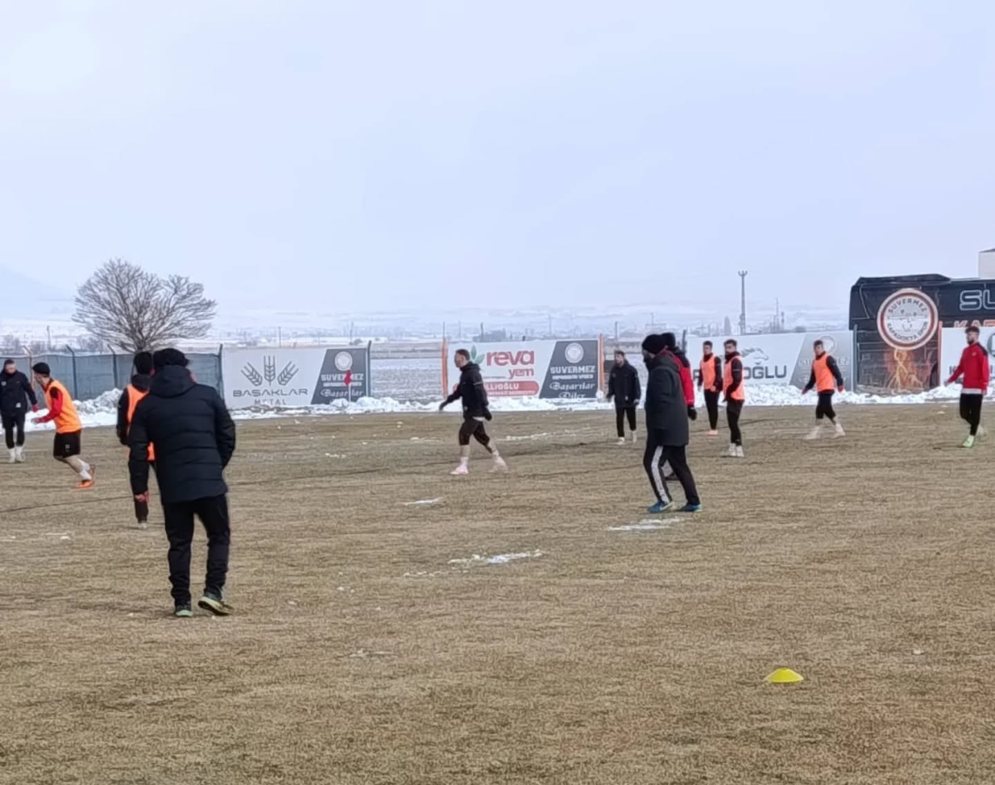 619112428 18002508851839886 1241788726443968096 N