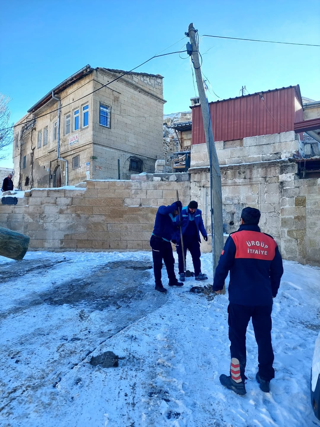Ekiplerimiz Hava Şartlarına Aldırmadan, Hemşehrilerimizin Ve Uzaktan Yakından Gelen Misafirlerim (1)