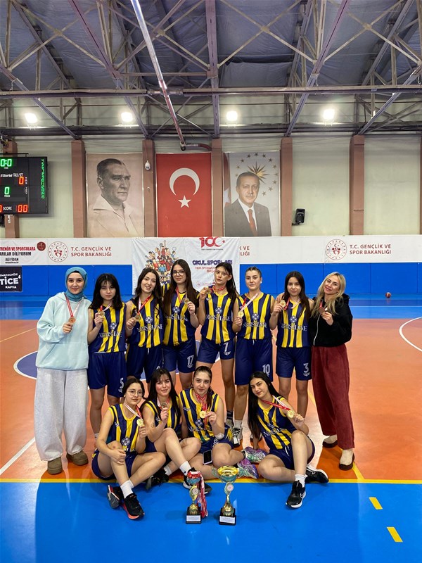 U18 Basketbol İl Birinciliğinde Şampiyonlar Belli Oldu (3)