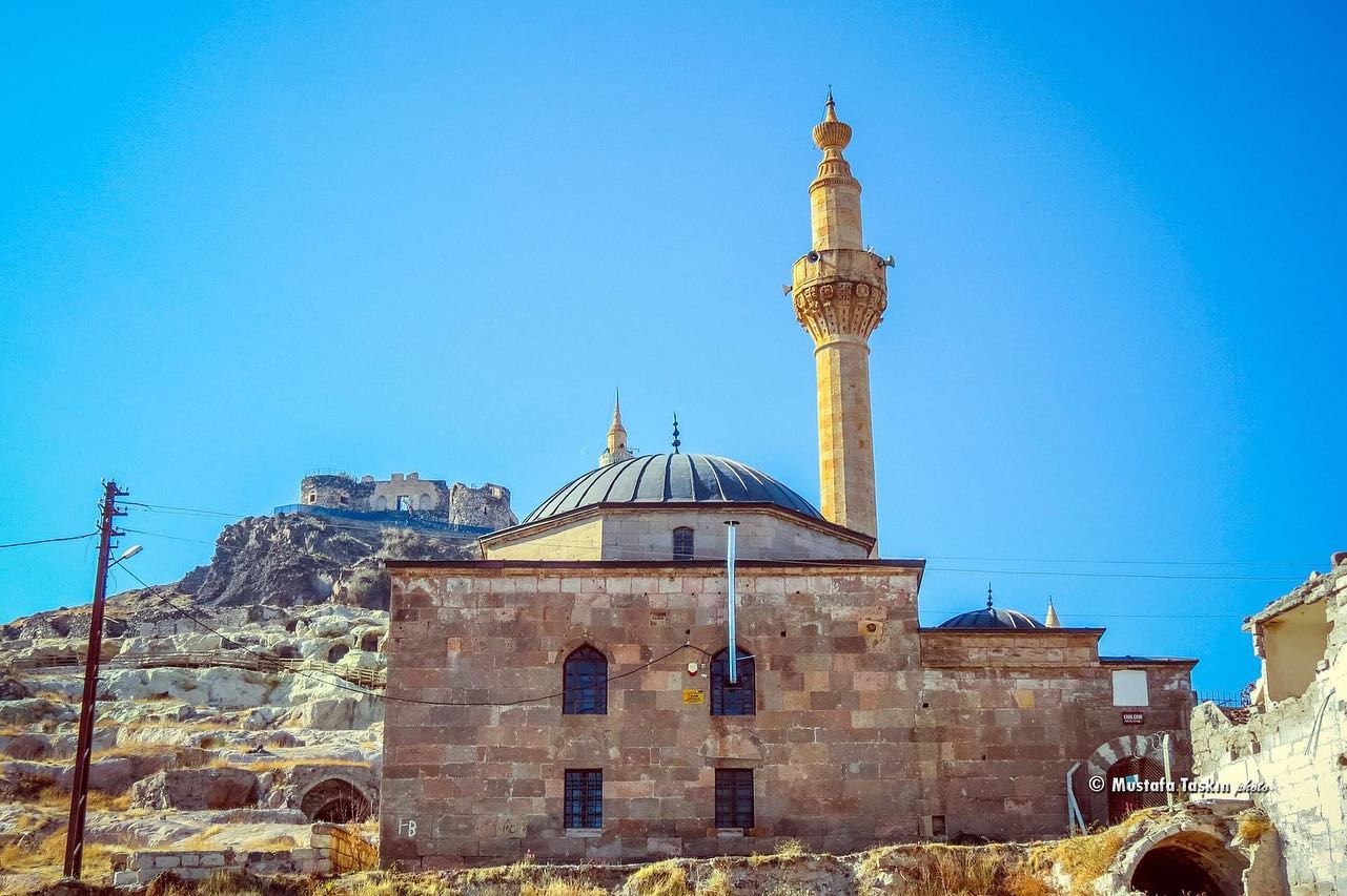 125055361 3498329466913707 2212589895224588908 N