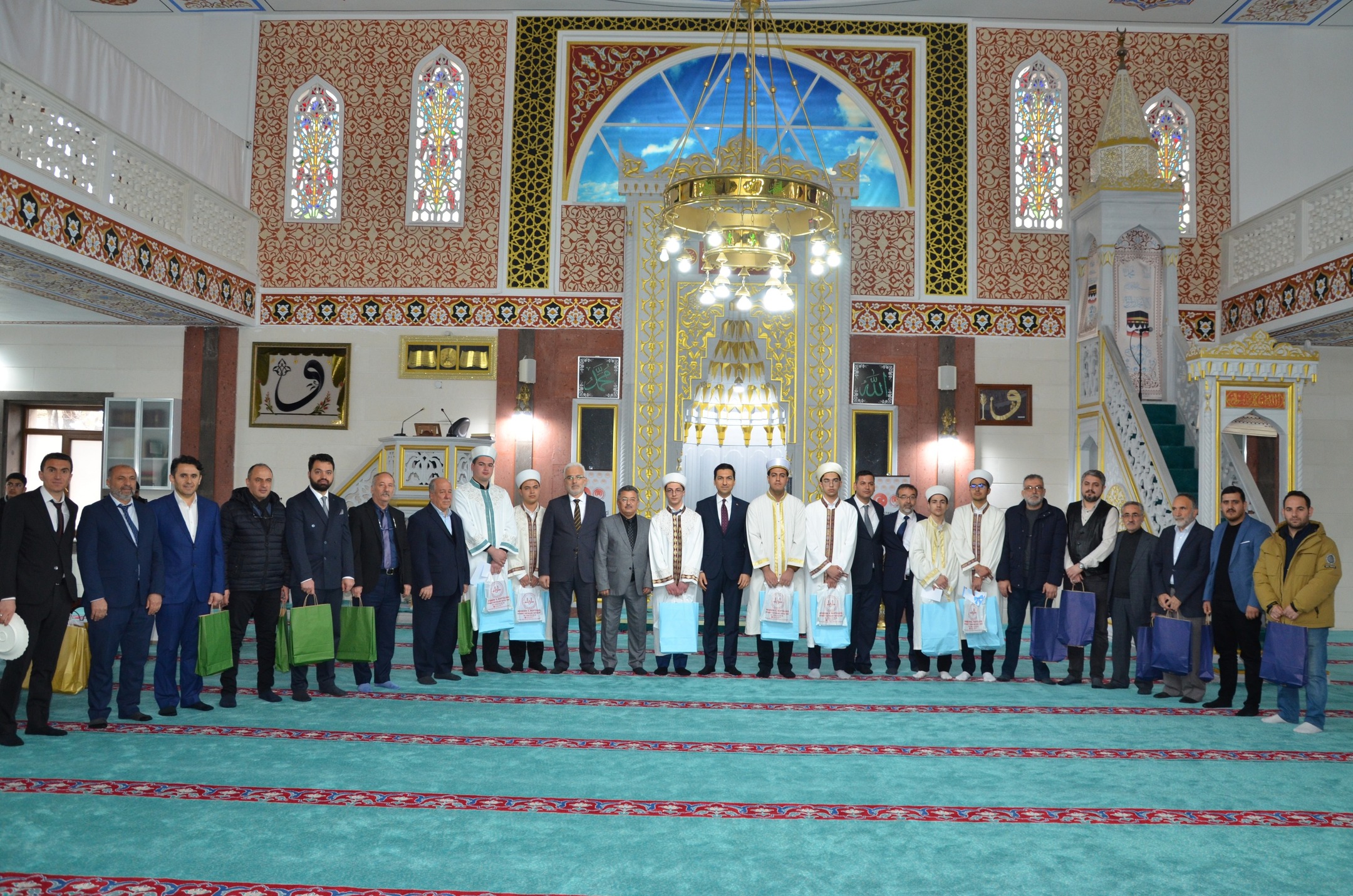 630345450 17956693098060297 9084502865938830338 N