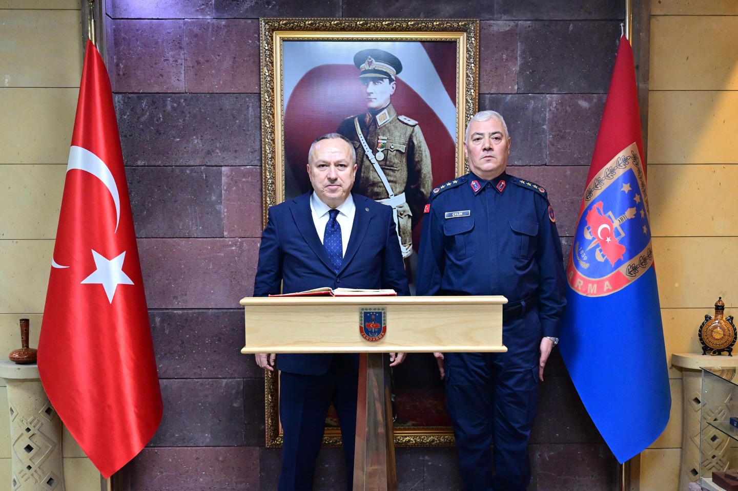 633517108 18084560417186019 6385917884252584686 N