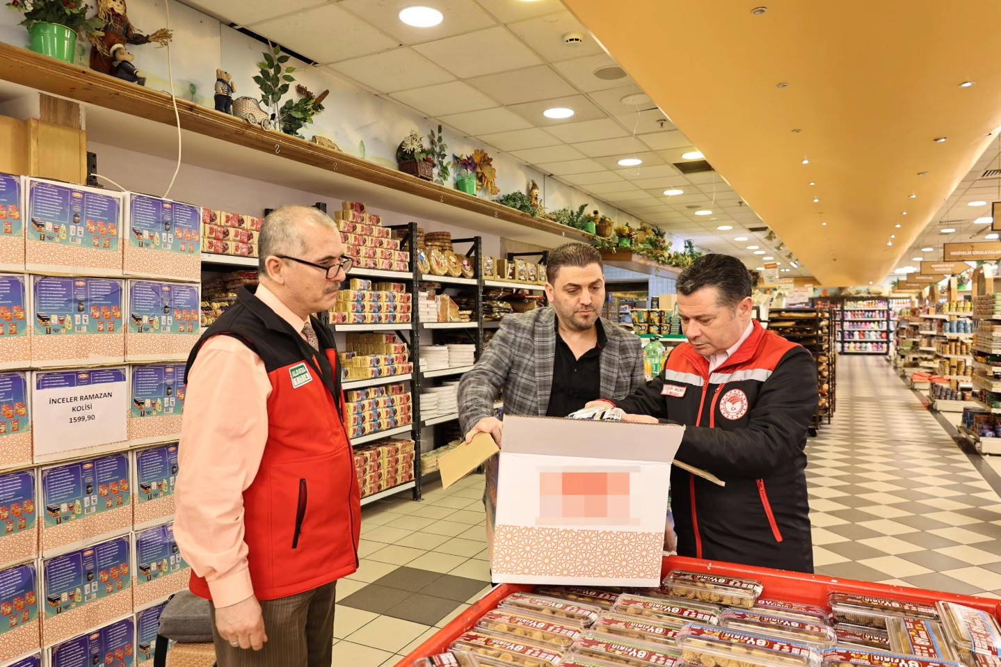 635164102 122171668280753507 1966695654105977358 N