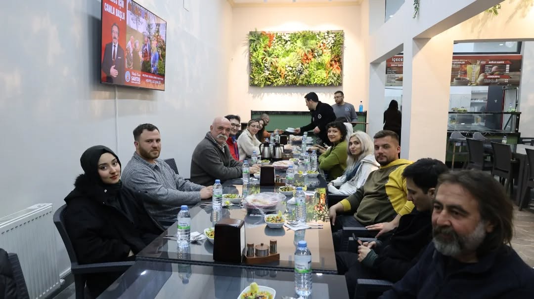 640270704 18192974377360042 7821330838255909118 N